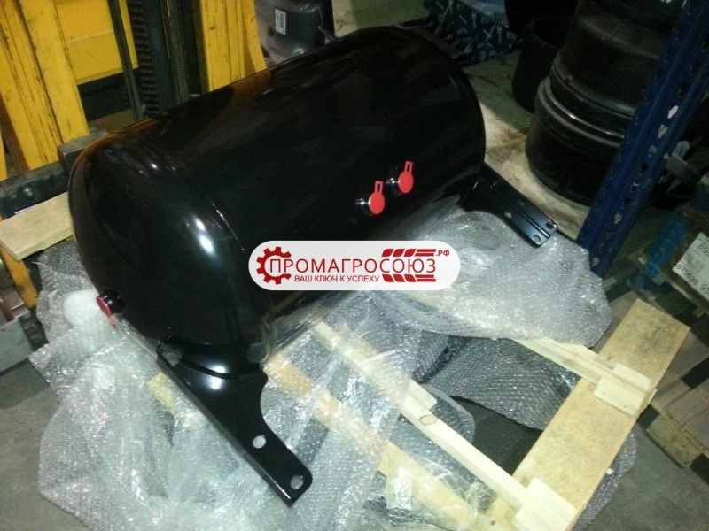 Купить ресивер воздушный. 80l; 12.5 bar

диаметр: 396 mm

длина: 732 mm;

кол-во портов: 4 оптом и в розницу.